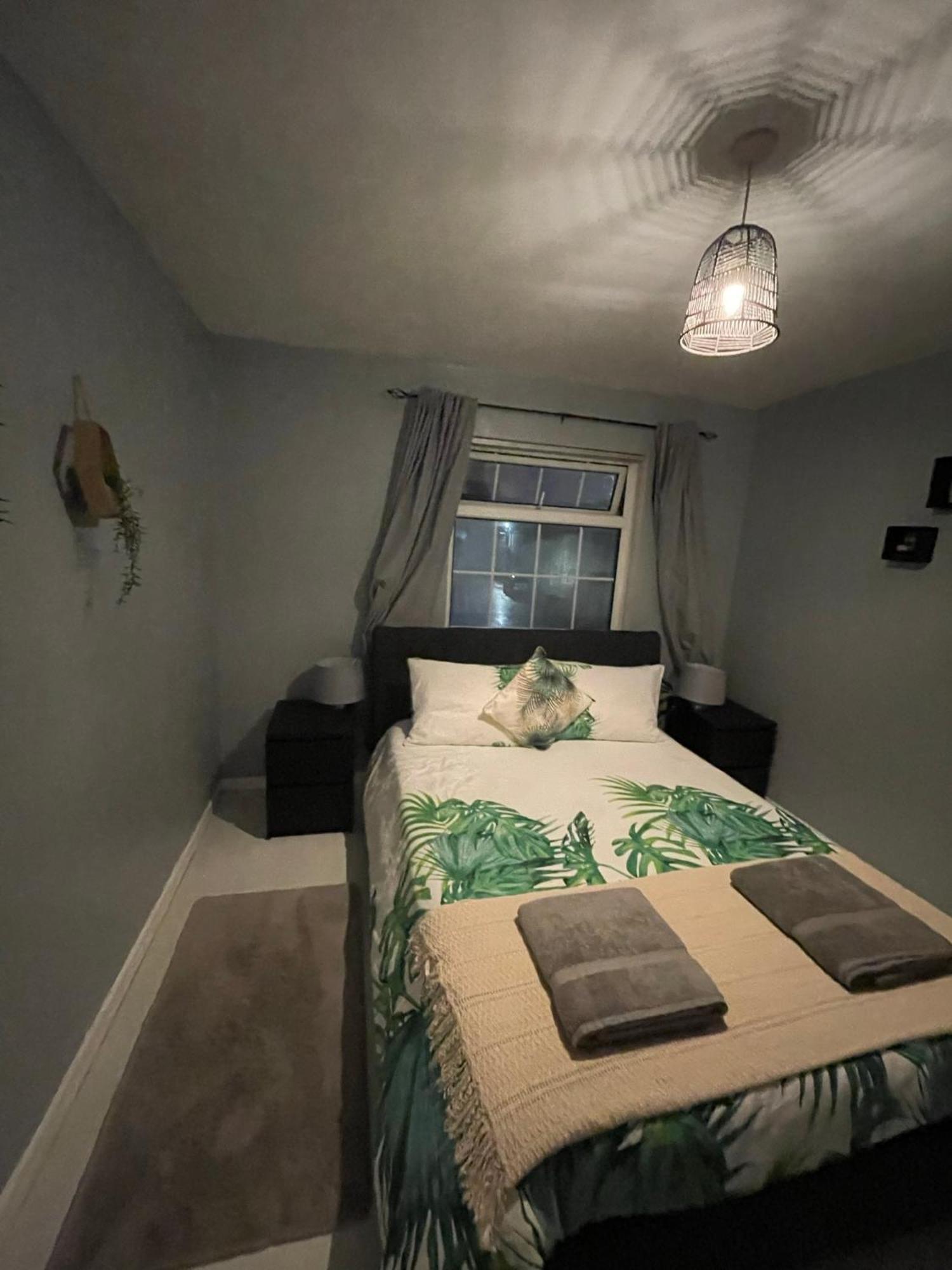 House Near To Castlecourt Shopping Leilighet Belfast Eksteriør bilde