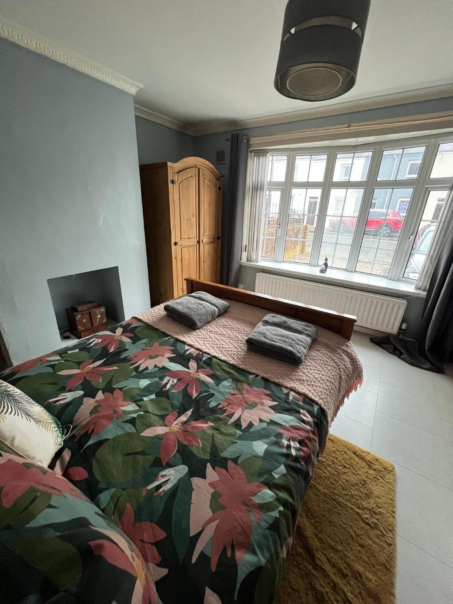 House Near To Castlecourt Shopping Leilighet Belfast Eksteriør bilde